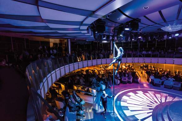 Hapag Lloyd EUROPA 2 Theater 1.jpg